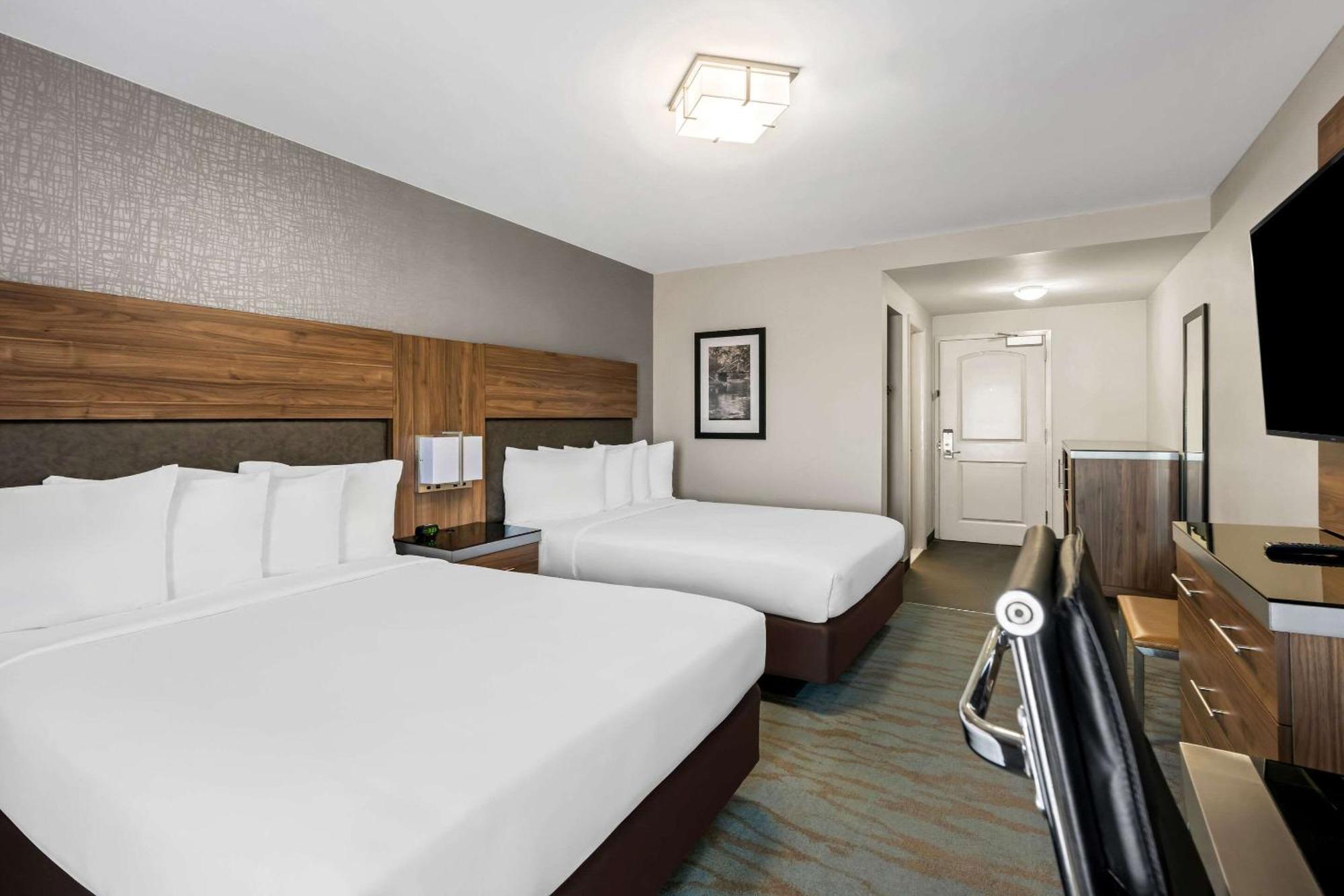 The Penn Stroud, Stroudsburg - Poconos, Ascend Hotel Collection מראה חיצוני תמונה